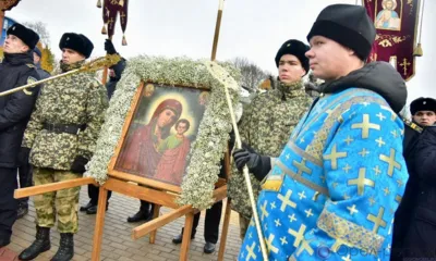 С молитвой, оружием крепким