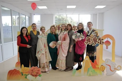 Фото 3. Квиз на китайском и лунные пряники для орловских студентов