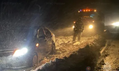 На орловских дорогах застревали скорые и машины с детьми