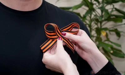 В преддверии Дня Победы орловцам раздают Георгиевские ленточки