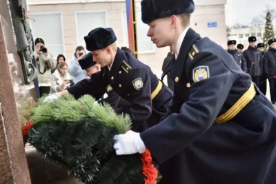 Фото 2. Орловцы почтили память погибших защитников Отечества