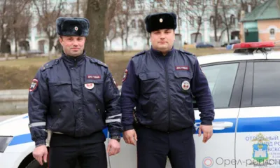 Полицейские помогли потерявшейся на границе Орловской и Тульской областей 8-летней девочке вернуться домой