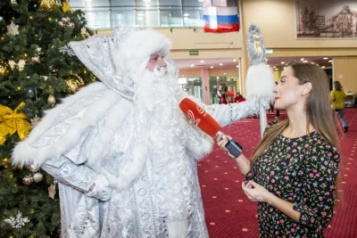 Фото 6. На губернаторской ёлке в Орле от души повеселились 600 мальчишек и девчонок