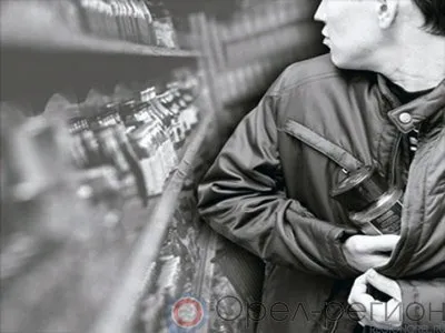 В Орле рецидивист обокрал магазин