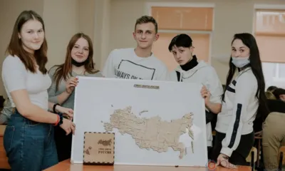 Как орловские студенты отметили годовщину воссоединения Крыма с Россией