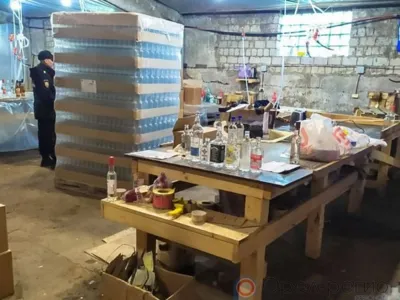 В орловской деревне ликвидировали крупное производство палёного алкоголя