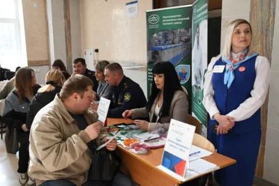 Фото 7. Ярмарка трудоустройства помогла орловским компаниям и специалистам найти друг друга