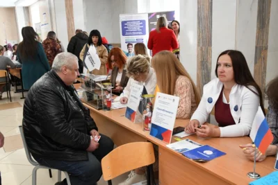 Фото 8. Ярмарка трудоустройства помогла орловским компаниям и специалистам найти друг друга