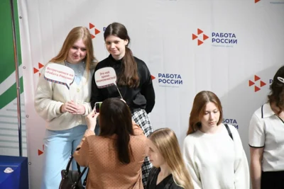 Фото 10. Ярмарка трудоустройства помогла орловским компаниям и специалистам найти друг друга