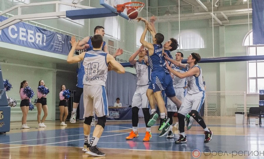 Орловские баскетболисты пробились в четвёрку сильнейших команд ЦФО