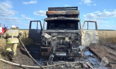 В Орловской области в поле сгорел КамАЗ