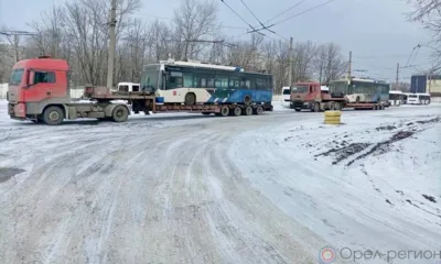 В Орёл прибыли ещё пять питерских троллейбусов