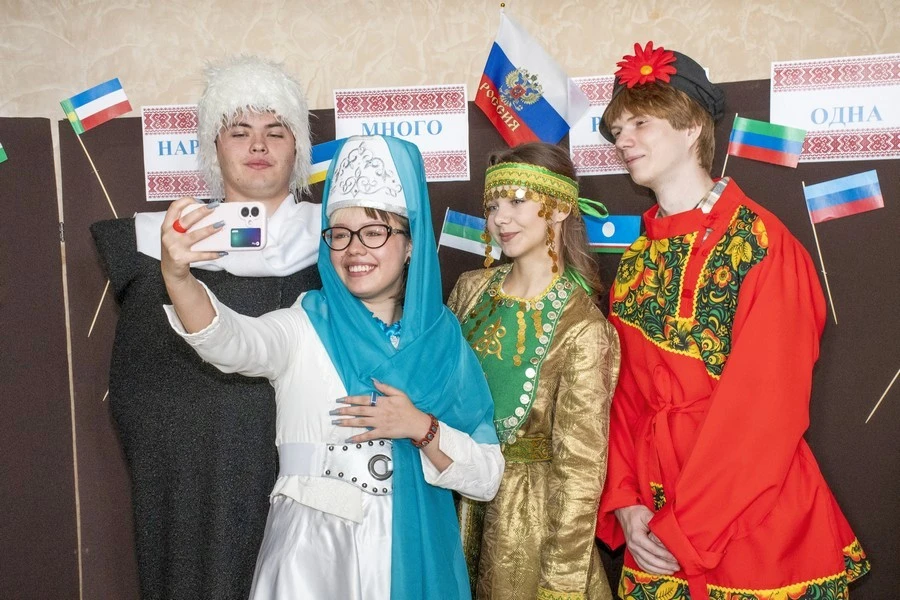 В Орле торжественно открыли форум «Россия — семья семей»
