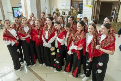 Фото 4. В Орле торжественно открыли форум «Россия — семья семей»