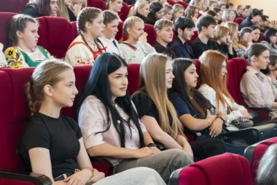 Фото 7. В Орле торжественно открыли форум «Россия — семья семей»