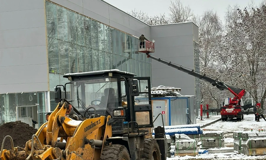 В Орле продолжается строительство ФОКа на улице Матвеева