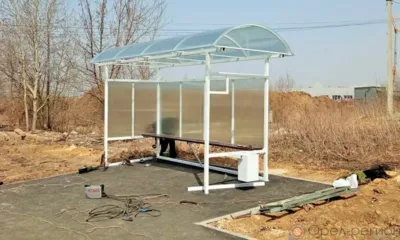 В Орле на улице Кузнецова появился новый остановочный павильон