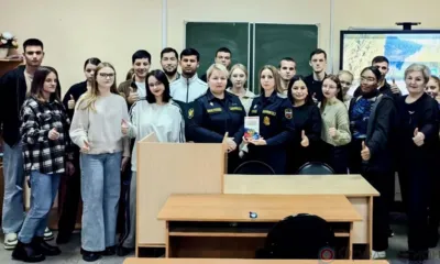 Орловские приставы рассказали студентам о Конституции