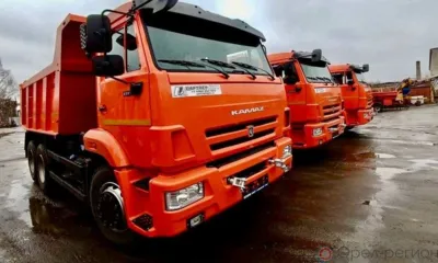 Орловская «Спецавтобаза» пополнилась двумя прицепными машинами и тремя КамАЗами