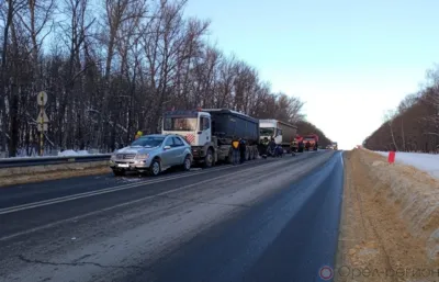 В Орловской области столкнулись три автомобиля