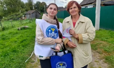 Члены участковых избирательных комиссий стучат в двери орловцев