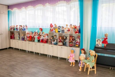 Фото 7. Музыкальный зал детского сада № 1 г. Орла превратился в мини-музей кукол