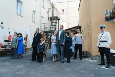 Орловский театр «Свободное пространство» представил очередную премьеру на открытой сцене из цикла «И опять во дворе…»