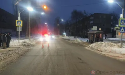 В Орле автомобиль сбил женщину на пешеходном переходе