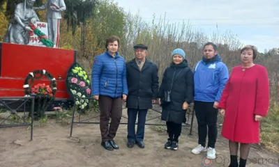 Профессор города Алматы Республики Казахстан Козыбай Анарбек приехал на Орловщину, чтобы поклониться могиле дедушки