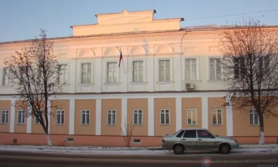 Суд оставил под домашним арестом бывшего главу Болхова