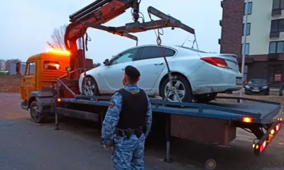 Орловец оплатил около 300 тысяч рублей по штрафам ГИБДД после ареста автомобиля
