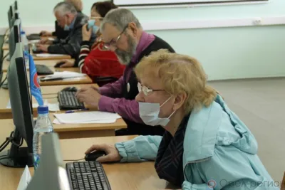 В Орле прошёл областной чемпионат по компьютерному многоборью среди пенсионеров