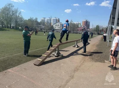 Фото 2. Юные орловские спасатели прошли испытания в «Школе безопасности»