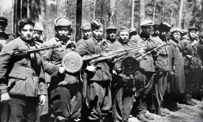 В одном строю с отцом-партизаном