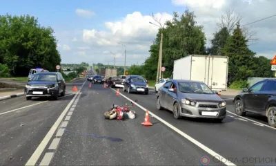 Под Орлом водитель мопеда протаранил Mitsubishi Outlander