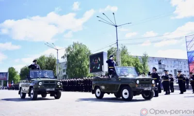 На площади Ленина в Орле прошёл парад в честь Дня Победы
