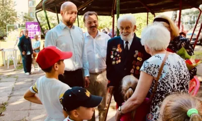 В Орле продолжается акция «Парад под окнами ветеранов»