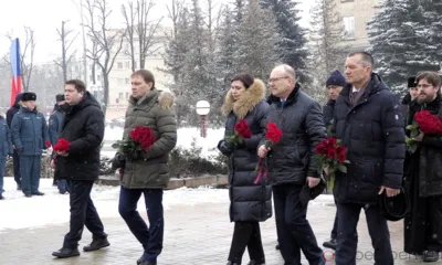 22 февраля прошла церемония возложения гирлянды Славы к стеле «Орёл - город воинской славы»