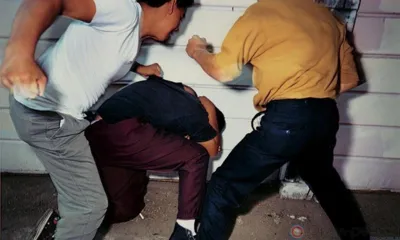 Двое мужчин напали на орловца и отобрали у него кольцо и кепку