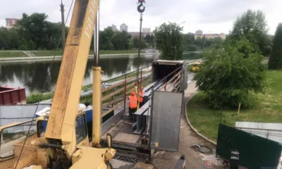 На Красный мост в Орле завезли металлоконструкции для пешеходной переправы