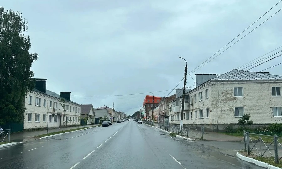 На Орловщине продолжается ремонт ведущих к туристическим местам дорог