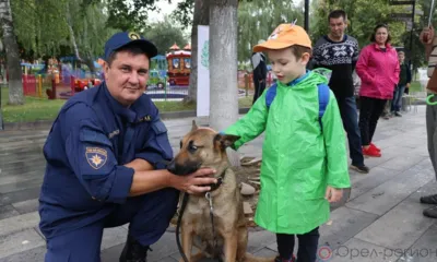 В Детском парке Орла прошёл праздник, посвящённый Дню фронтовой собаки