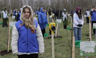 Фото 2. 67 молодых деревьев в рамках акции «Сад памяти» высадили в Орловском МО