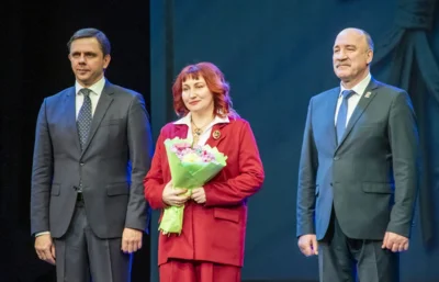 Фото 11. 20 активных деятельных орловчанок получили награды в преддверии 8 Марта