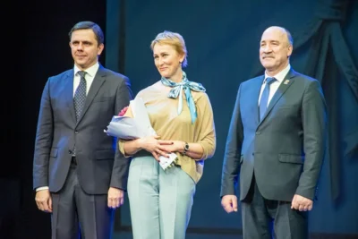 Фото 12. 20 активных деятельных орловчанок получили награды в преддверии 8 Марта