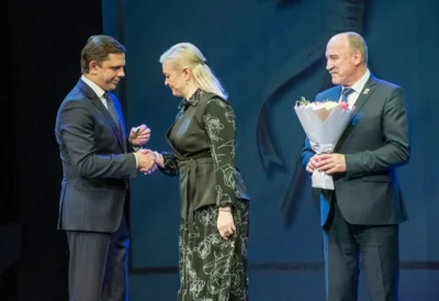 Фото 18. 20 активных деятельных орловчанок получили награды в преддверии 8 Марта