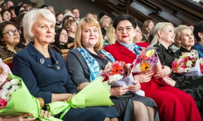 20 активных деятельных орловчанок получили награды в преддверии 8 Марта