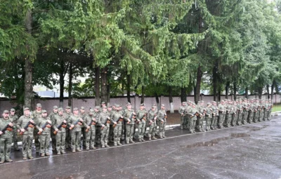 Фото 1. Ряды защитников орловского неба продолжают пополняться новыми добровольцами