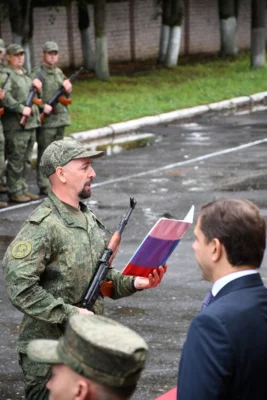 Фото 4. Ряды защитников орловского неба продолжают пополняться новыми добровольцами