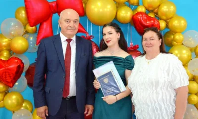 Фото 1. Выпускникам Орловского реставрационно-строительного техникума вручили дипломы